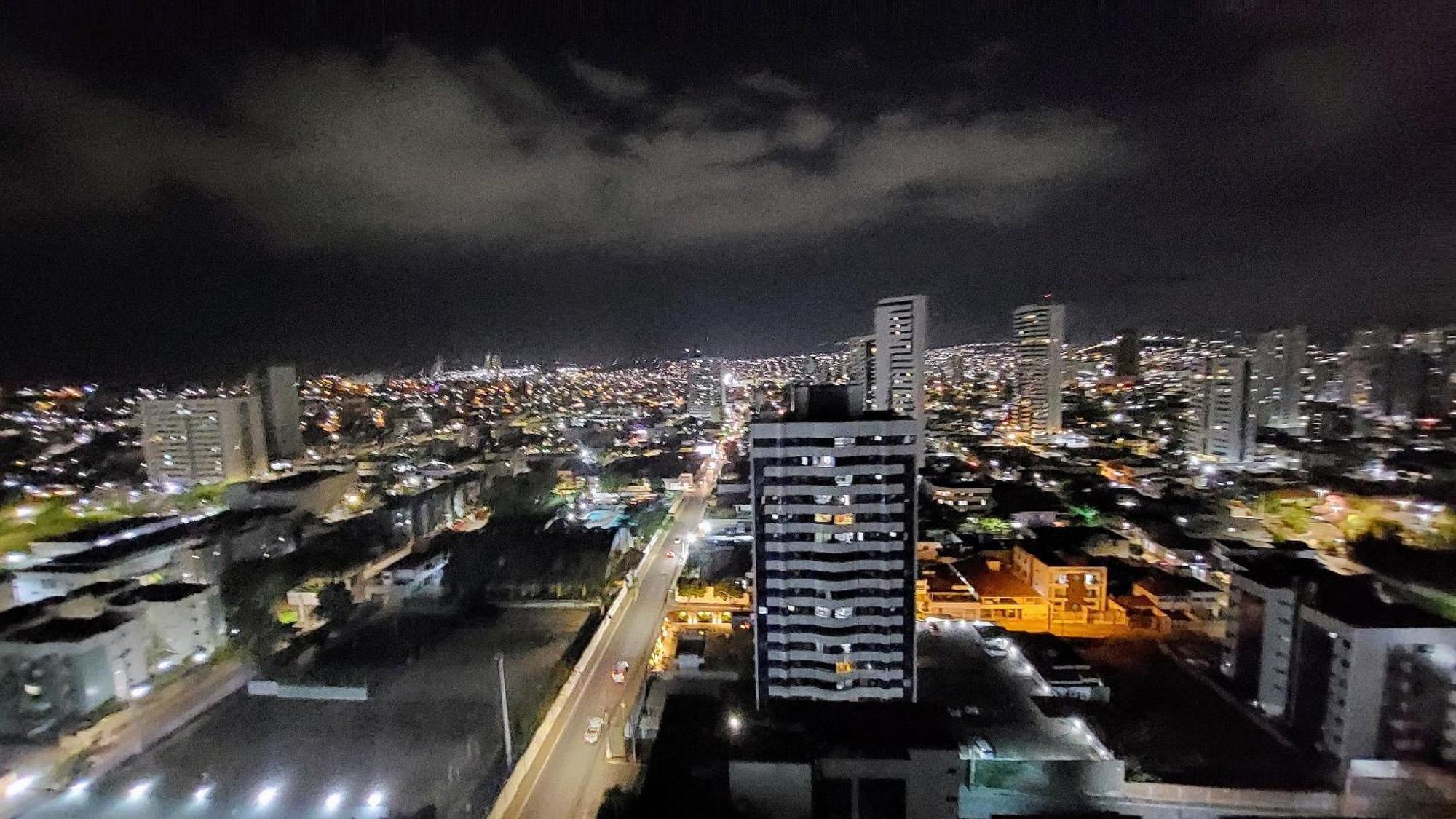 Ape Com Vista Espetacular No Edif. Mr. Roterdam Apartman Caruaru Kültér fotó